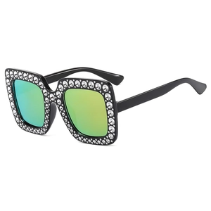 Quadratische Kinder Sonnenbrille mit Strasssteinen und bunten Verlaufsgläsern