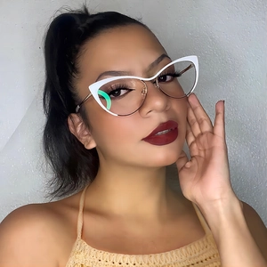 Monture de Lunettes Œil de Chat Vintage pour Femmes Avec Filtre Anti-Lumière Bleue Rétro en Métal Or Argent Lunettes Optiques