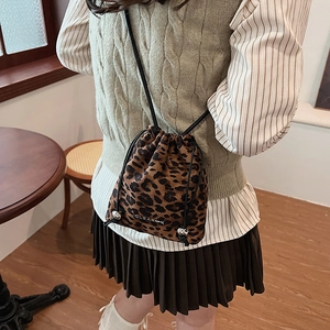 Fashionable leopard print drawstring crossbody phone bag with retro suede texture