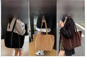 Trois grands sacs cabas à rivets en noir, kaki et marron présentés en collage