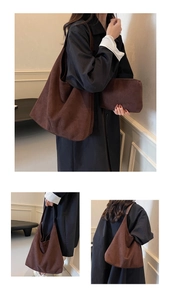 Borsa tote in ecopelle scamosciata marrone con pochette coordinata e stile minimal