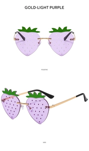 Lunettes fraise sans monture avec verres violets et branches dorées sous deux angles