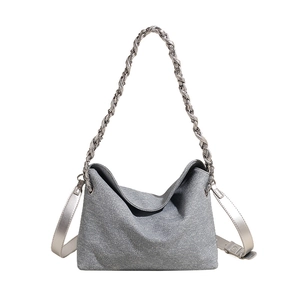 Minimalist grey textured PU crossbody tote with stylish chunky silver chain strap