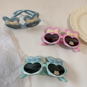 Niedliche Kinder Sonnenbrille Hasenohren Herzform Silikon in Rosa Blau Grün