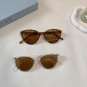 Lunettes de soleil rétro œil de chat pour enfants anti-UV en écaille et transparent