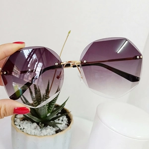 Women's rimless gradient purple sunglasses with polygonal cut edges and gold metal frame