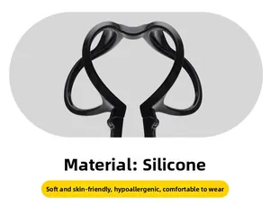 Détail des plaquettes de nez en silicone noir flexible pour lunettes de soleil enfants