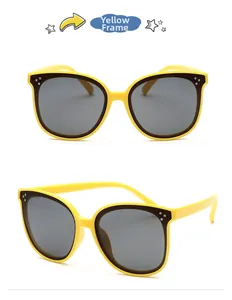 Détails des lunettes de soleil polarisées pour enfants en silicone jaune et verres gris