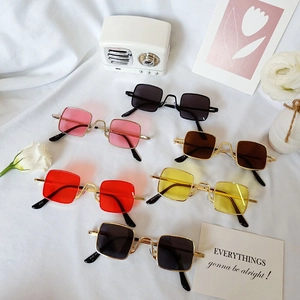 Lunettes De Soleil Enfant Rétro Carré Cadre Métallique Protection UV400 Mode Pour Garçons Filles