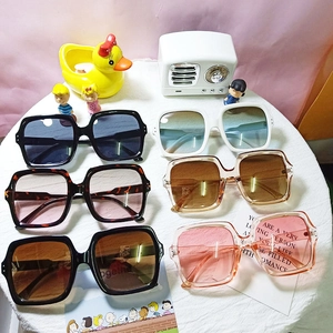 Retro Oversized Square Sunglasses For Women Men Fashion Large Frame Plastic UV400 Protection Outdoor Travel Trendy Eyewear