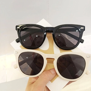 Fashion Retro Square Sunglasses UV400 Protection PC Frame AC Lens Vintage Style For Women Men Outdoor Travel