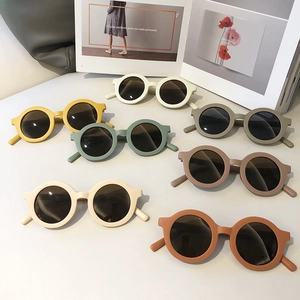 Kids Round Sunglasses UV400 Protection Retro Matte Plastic Frame Eyewear For Children Toddlers Fashionable Outdoor