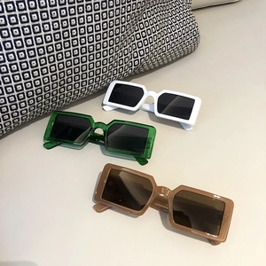 Lunettes De Soleil Carrées Rétro Monture Épaisse Protection UV400 Lunettes De Mode Pour Conduire Fête Extérieur Femmes Hommes Enfants