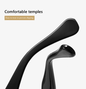 Detail of comfortable black temples with anti-slip ergonomic design for eyeglasses