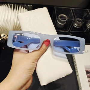 Rectangle Sunglasses Retro Square Frame UV400 Protection Hip Hop Streetwear Fashion Eyewear For Men Women
