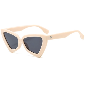 Lunettes de soleil œil de chat rétro avec monture beige et verres gris foncé