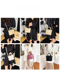 Vues détaillées du sac carré matelassé pour femme montrant les styles bandoulière et main