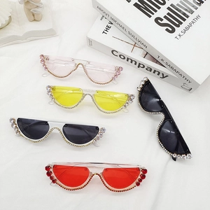 Fashion Half Frame Cat Eye Sunglasses With Rhinestones Trendy Ins Style Luxury UV400 Eyewear For Women Men