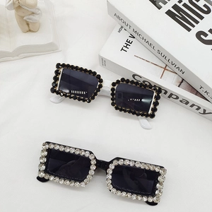 Retro rectangle sunglasses with rhinestone frames in black and white colors