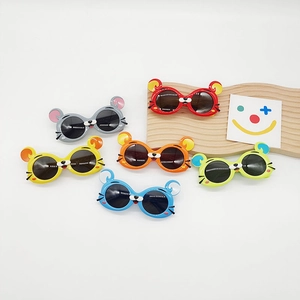 Lunettes De Soleil Dessin Animé Souris Pour Enfants Protection UV400 Monture En Plastique Lentille En Résine Mode Extérieur