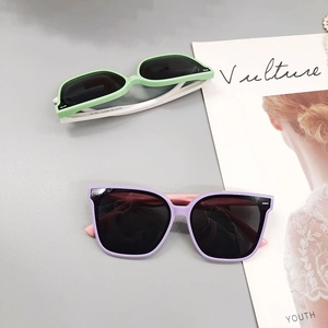 Lunettes de soleil polarisées enfant monture carrée vert menthe et lilas UV
