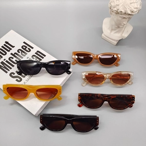Retro small square frame cat eye sunglasses in various colors for fashion styling