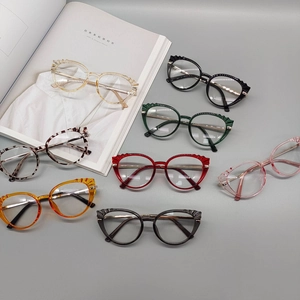 Monture De Lunettes Optiques Oeil De Chat TR90 Métal Anti Lumière Bleue Mode Rétro Pour Femmes Transparent Coloré