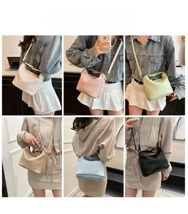 Sacs plissés en cuir PU en six couleurs avec détails dorés et bandoulières
