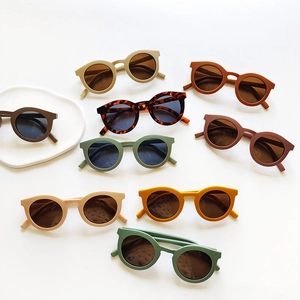 Kids Sunglasses Retro Round Frame Matte Plastic UV400 Protection Toddler Sun Glasses Outdoor Beach Eyewear Boys Girls