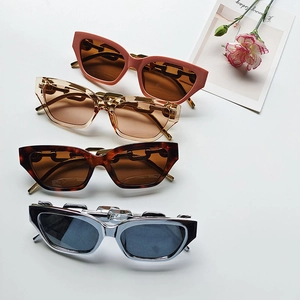 Lunettes De Soleil Yeux De Chat Rétro Pour Femmes Hommes Mode Protection UV400 Cadre Ovale Chaîne Alliage Extérieur