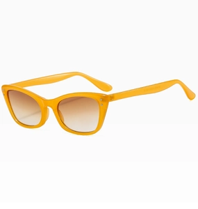 Vue latérale de lunettes œil de chat avec monture orange et verres marron dégradés