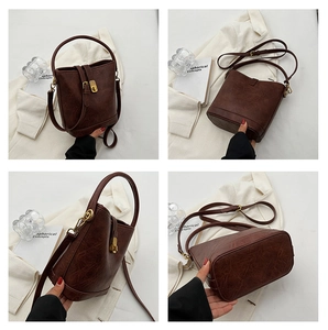 Vues détaillées d'un sac seau en cuir marron vintage avec boucle rétro sous quatre angles