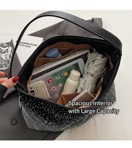 Bolso de hombro negro con diamantes de imitación y gran capacidad para tabletas y diario