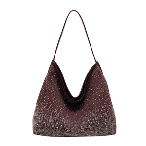 Borsa a secchiello vintage in pelle scamosciata bordeaux con strass e tracolla sottile