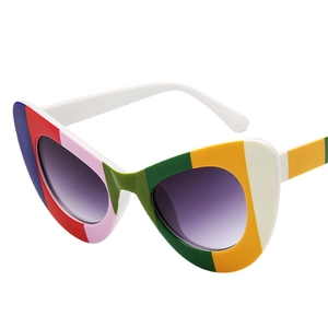 Fashionable oversized butterfly cat-eye sunglasses with colorful striped frame and gradient lens