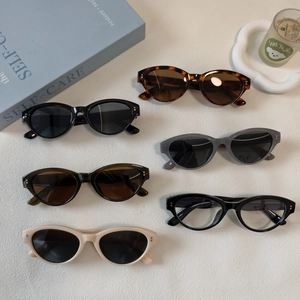 Cat Eye Sunglasses UV400 Protection Retro Vintage Resin Lens PC Frame Rivet Detail Unisex Outdoor Travel