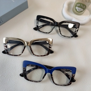 Three-color oversized cat eye glasses frames with decorative splicing and tortoise patterns
