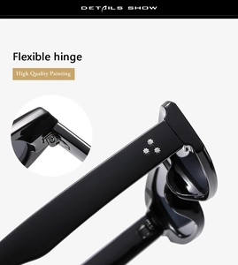 Details der flexiblen Scharniere und hochwertigen Lackierung der schwarzen Sonnenbrille