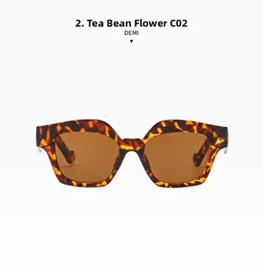 Close-up of square tortoiseshell sunglasses with brown lenses, color C02 demi finish