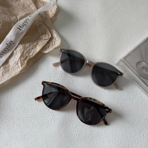 Lunettes de soleil tendance pour enfants, style œil de chat ovale, beige et écaille
