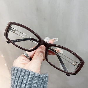 Square TR90 anti-blue light glasses in dark burgundy with hollow metal frame