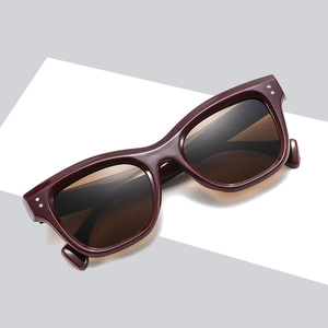 Retro burgundy square sunglasses for men and women with silver rivet details