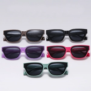 Retro Quadratische Sonnenbrille PC Rahmen UV400 Schutz Mode Für Damen Herren Reise Outdoor Zubehör