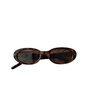 Lunettes de soleil ovales rétro écaillées avec verres foncés pour hommes et femmes