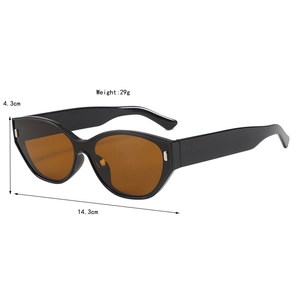 Detailed dimensions of retro cat-eye sunglasses with weight and size specifications