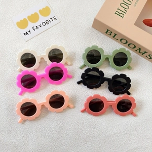 Set occhiali da sole a fiore per bambini in 6 colori gelatina con protezione UV