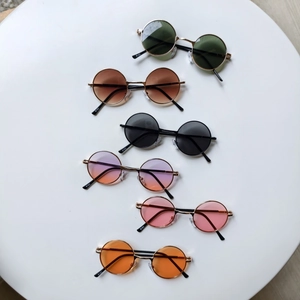 Lunettes de soleil rondes rétro en métal pour enfants en plusieurs coloris pour le style