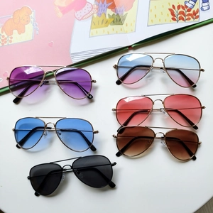 Kids Aviator Sunglasses Metal Frame UV Protection Gradient Lenses Fashion Pilot Glasses For Boys Girls
