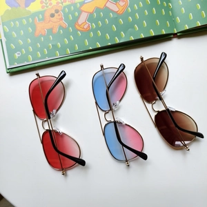 Classic aviator kids sunglasses with gold metal frames and gradient colorful lenses