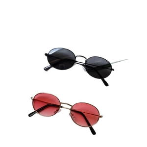 Retro oval metal frame sunglasses in black and red gradient lenses with UV protection